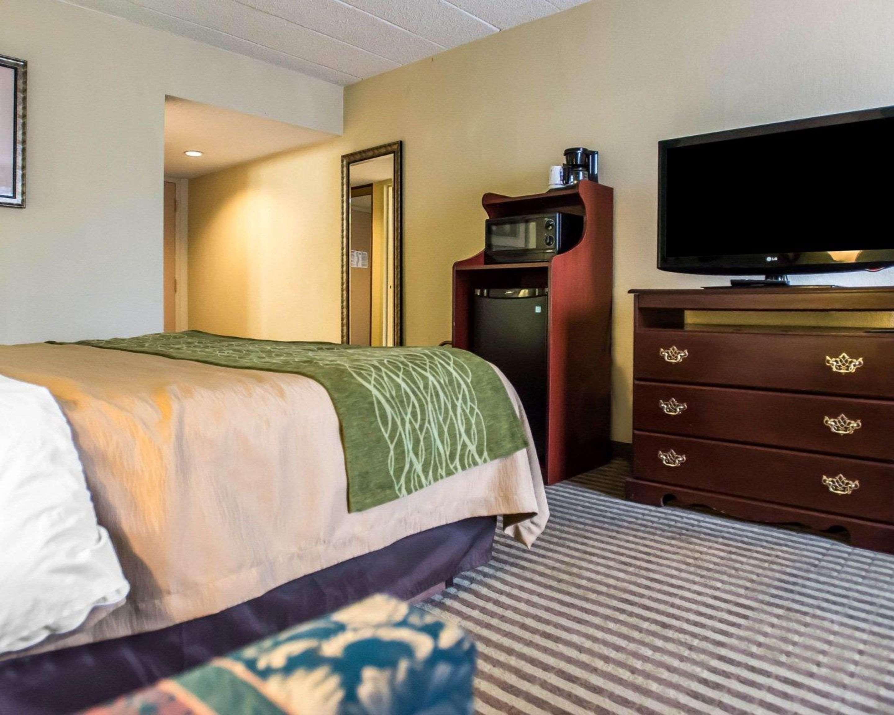 Quality Inn Mill Hall - Lamar Exterior photo